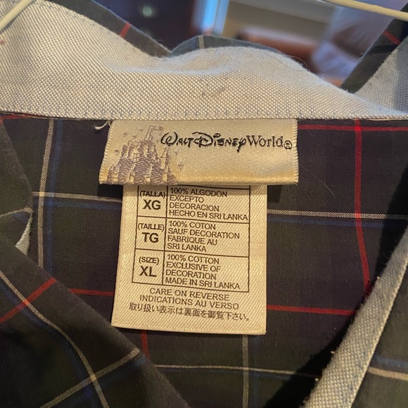 men’s button down, collared dress shirt - Picture 3 of 3